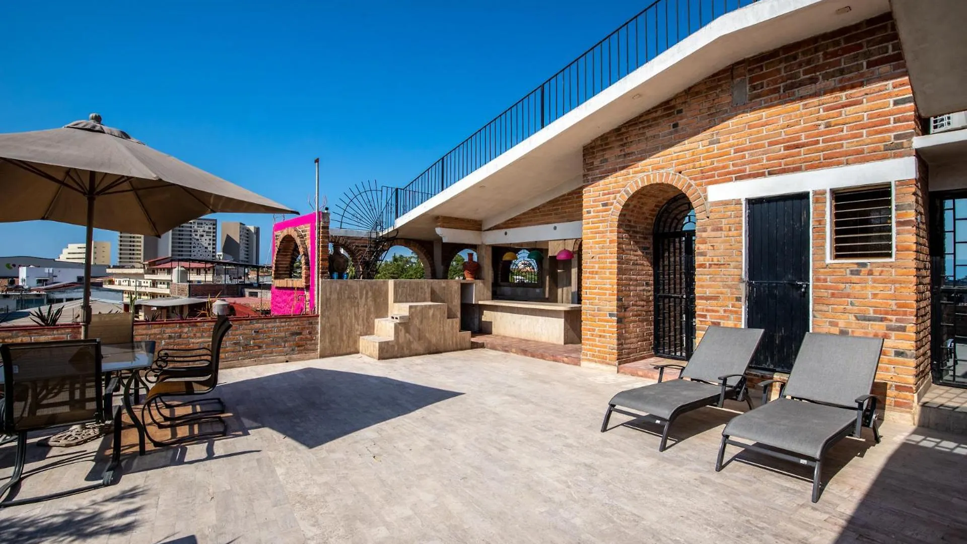 Boutique Hotel & Suites Hacienda Lord Twigg Puerto Vallarta 5*,
