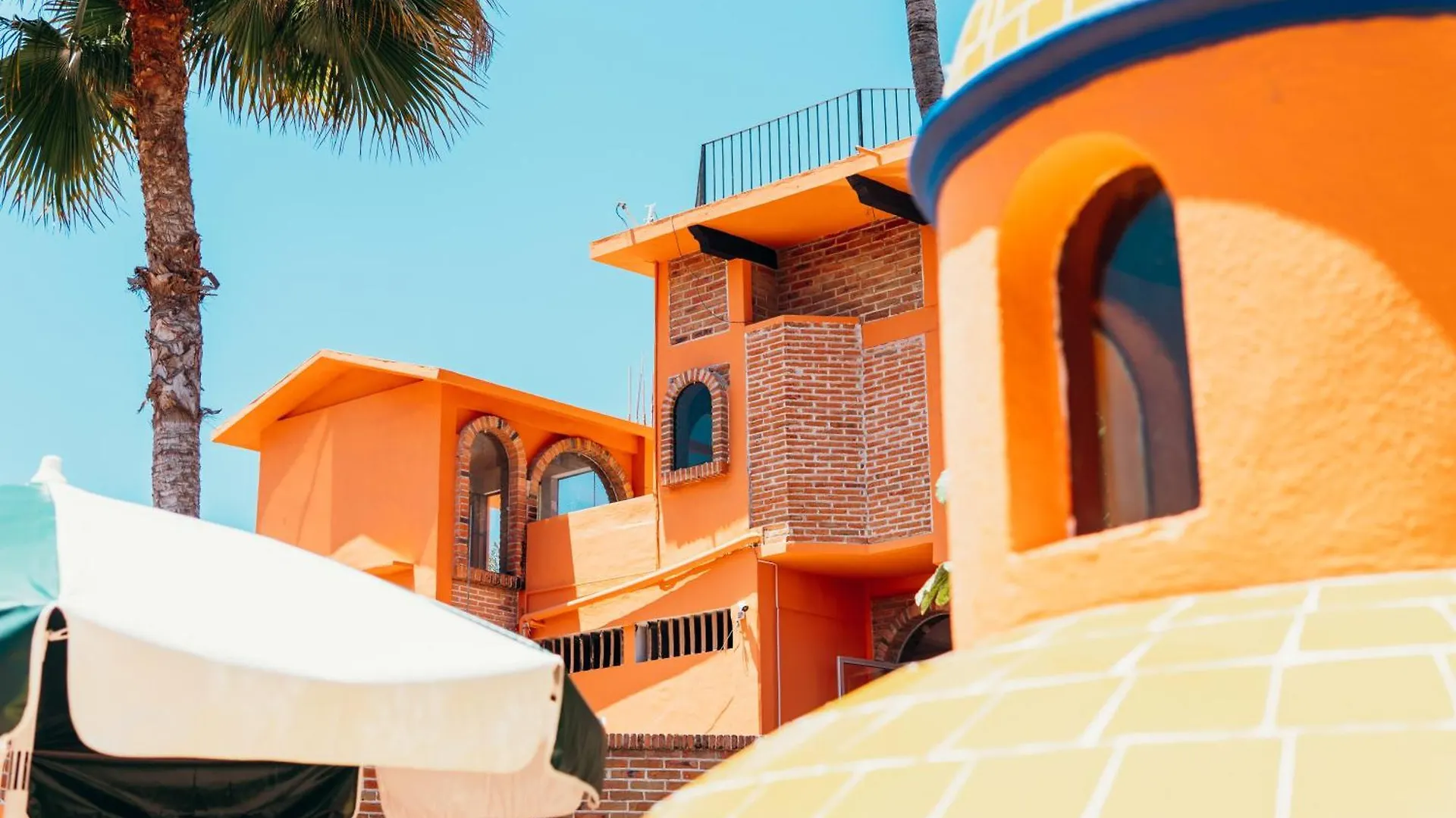 Boutique Hotel & Suites Hacienda Lord Twigg Puerto Vallarta